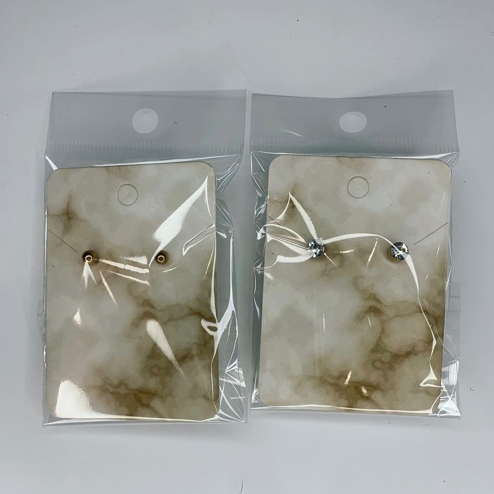 Gold stud earring set